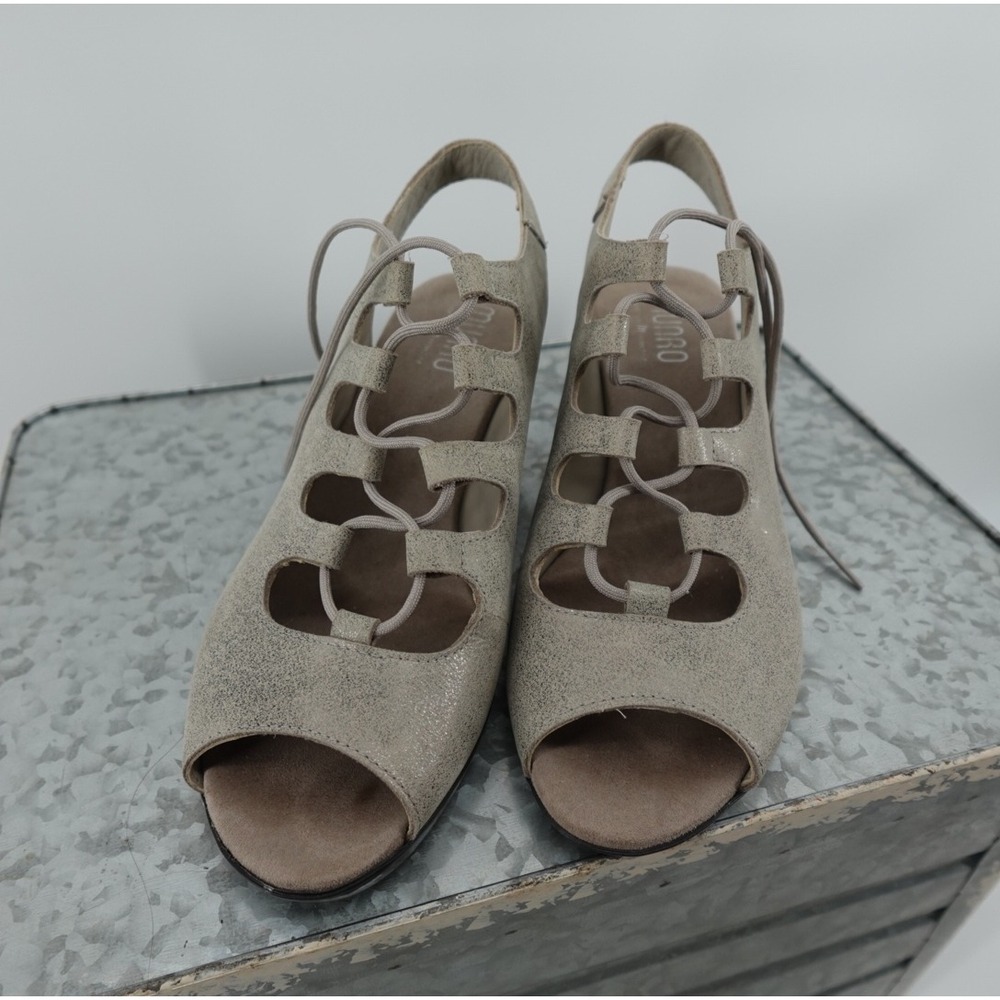 Munro American Womens 8M Taupe Metallic Lace Up Peep Toe‎ Block Heel Sandals - Picture 2 of 7